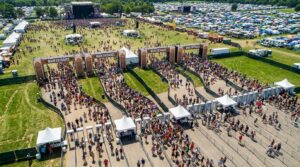 découvrez comment gérer efficacement les flux de personnes lors d'événements et grands rassemblements pour assurer sécurité et fluidité.